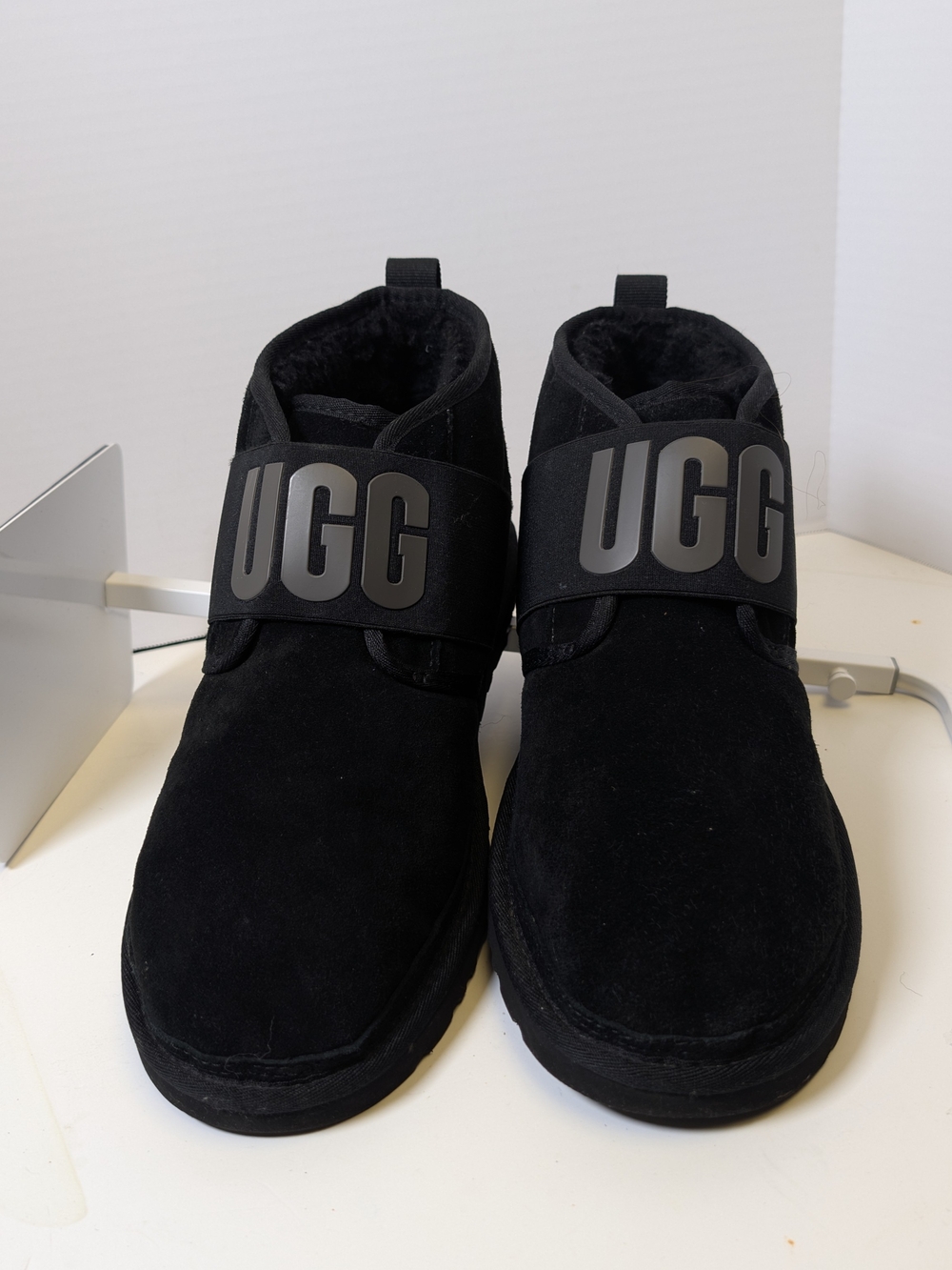 UGG Men Black Suede Chukka Boots with Logo Strap